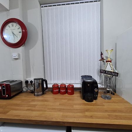 Stunning Holiday Home. Free Parking. مانشستر المظهر الخارجي الصورة